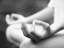 la pratica yogica conduce alla meditazione